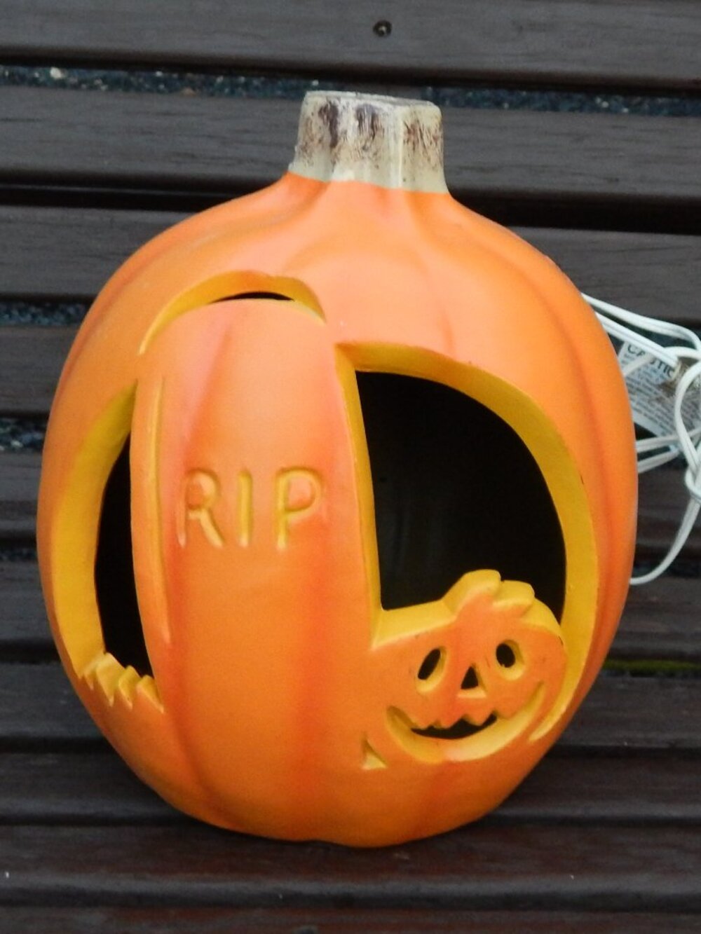Blow Mold Plastic Pumpkin Halloween Light Up Jack-O-Lantern 9” RIP